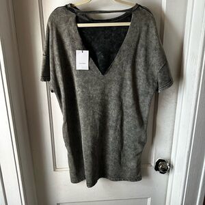 Vintage wash V-Neck Dress